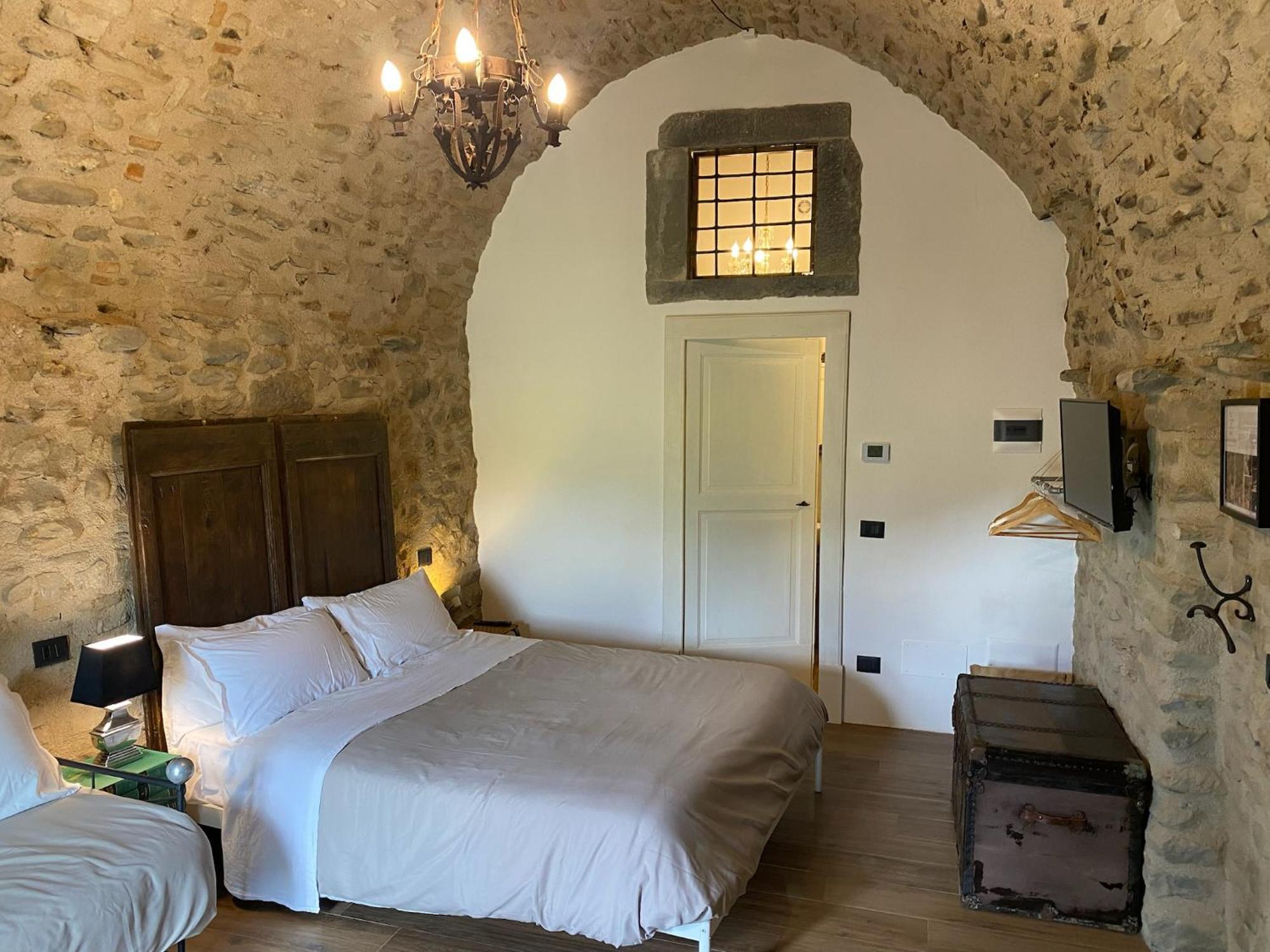 פונטרמולי La Casa Medievale Suites E Spa מראה חיצוני תמונה